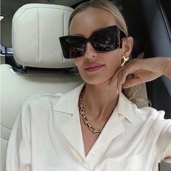 Sunglasses - Picture 2 of 13